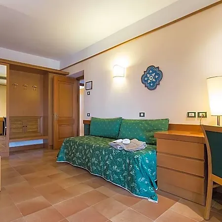 La Terrazza Restaurant & Ξενοδοχείο 3*