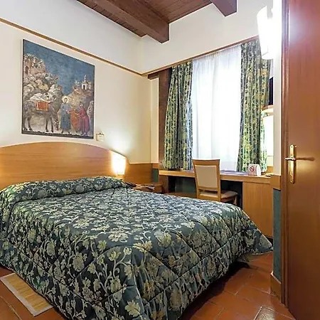 La Terrazza Restaurant & 3* Ασίζη